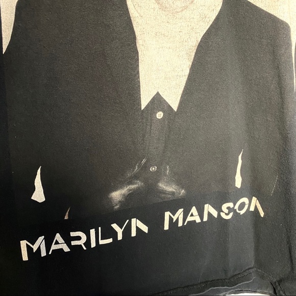 Marilyn Manson - Picture 3 of 7